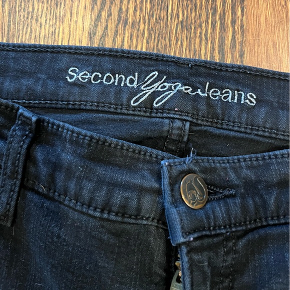 SECOND YOGA BLACK JEANS - Picture 3 of 11